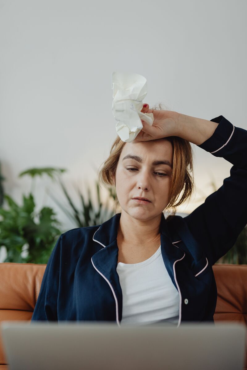 Natural Remedies for Hot Flashes: What the Evidence Shows